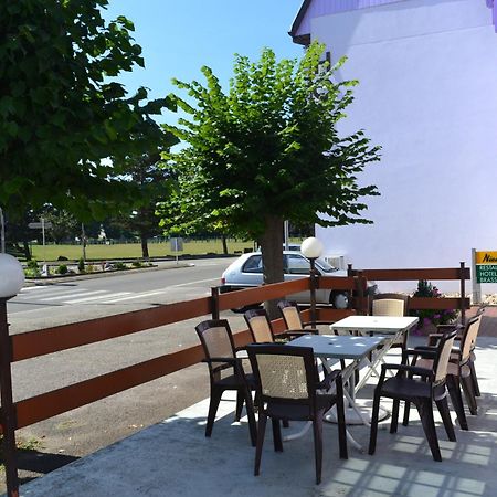 פולברסהיים Hotel Restaurant Niemerich מראה חיצוני תמונה